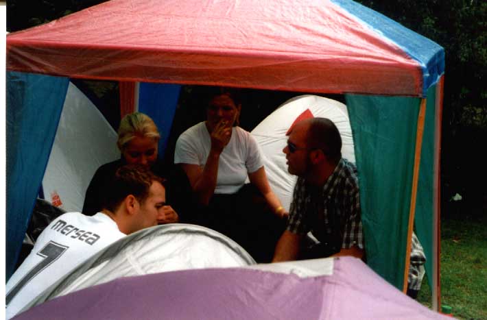 Untitled-06.jpg (40569 bytes)