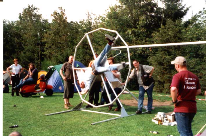 Untitled-24.jpg (69278 bytes)