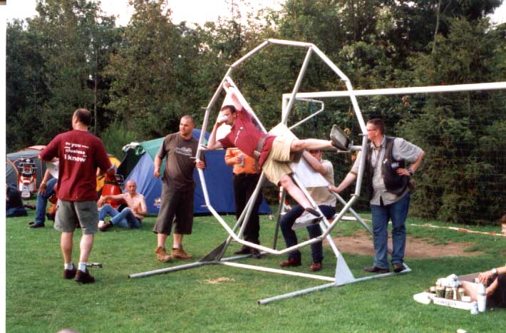 Untitled-29.jpg (66309 bytes)